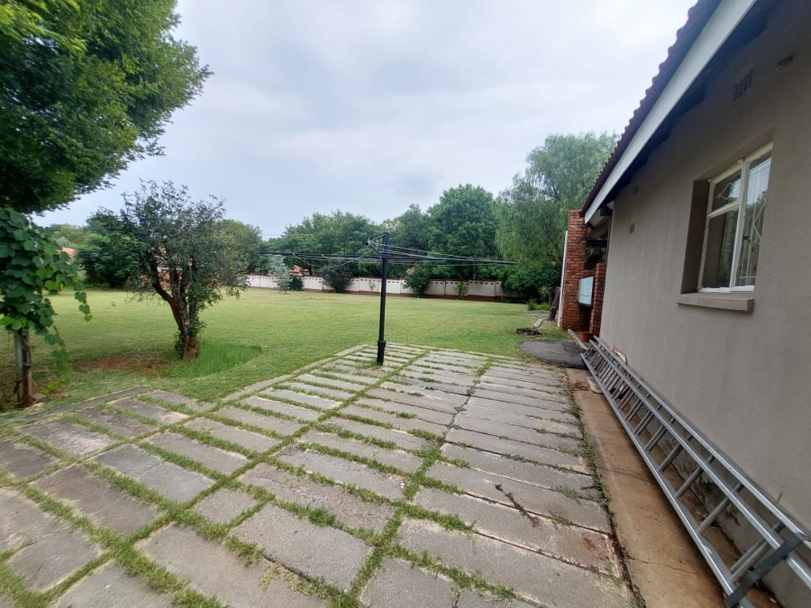 Commercial Property for Sale in Wilkoppies North West